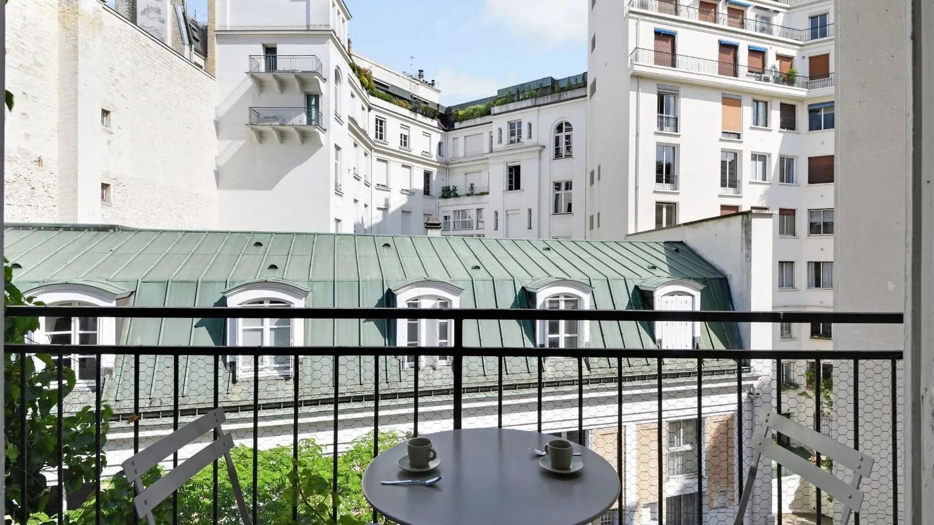 Bright For 2 - Champs-elysees Apartment *